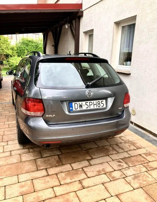 Volkswagen Golf cena 19000 przebieg: 288000, rok produkcji 2009 z Wrocław małe 37